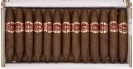 Cuaba Divinos packaging