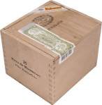 Hoyo de Monterrey Petit Robustos packaging