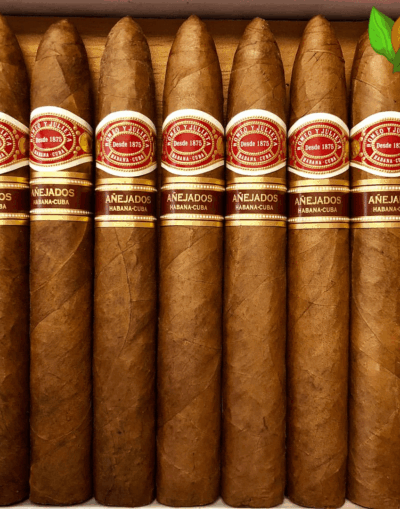 Romeo y Julieta Pirámides Añejados Cuban Cigar - Image 1