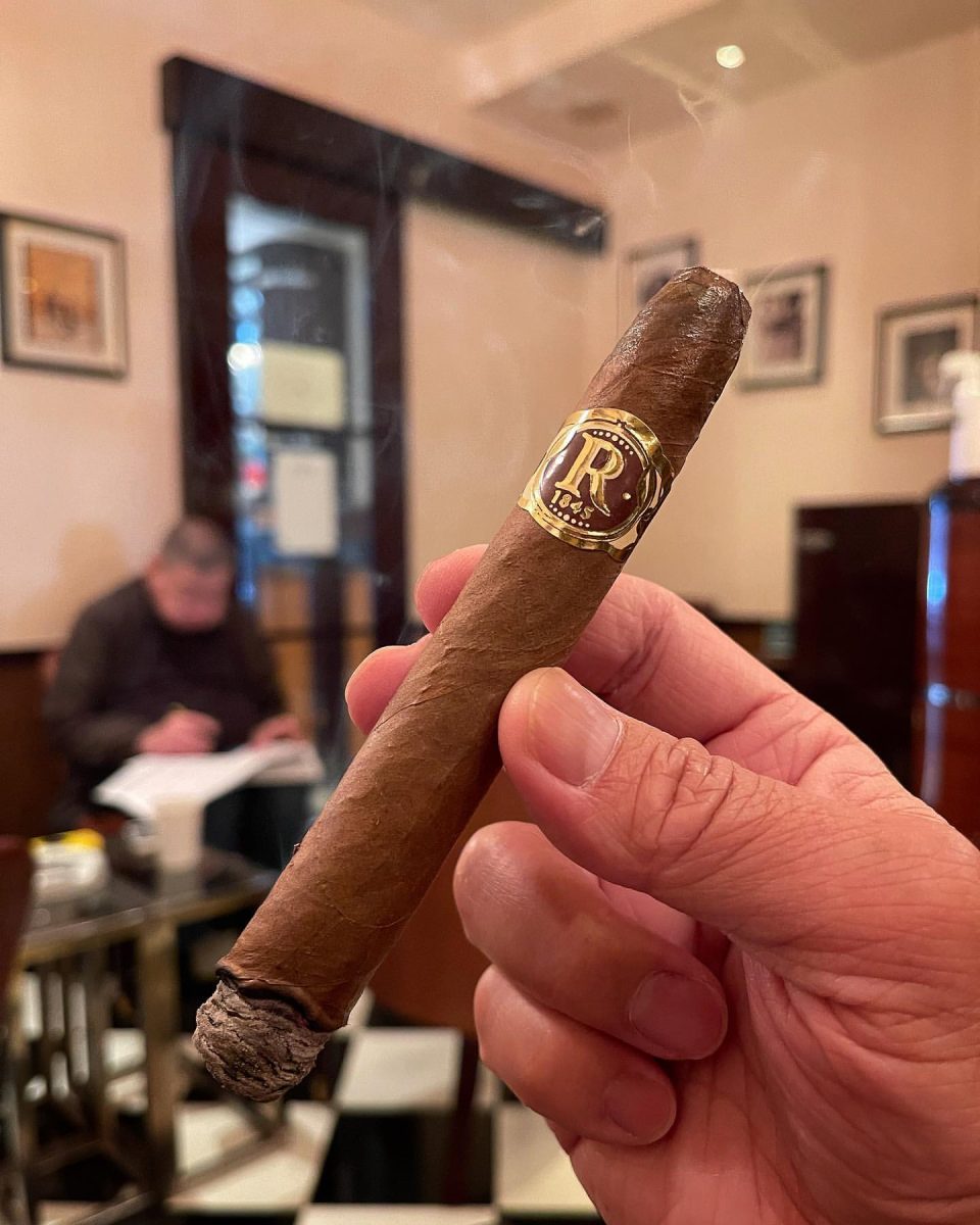 Vegas Robaina Cigars - Prices, Sizes, and Everything You Need to Know