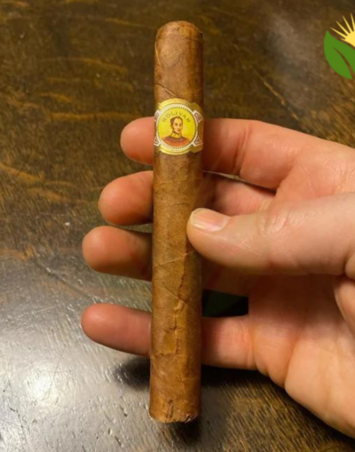 Bolivar Petit Coronas Cuban Cigar - Image 1